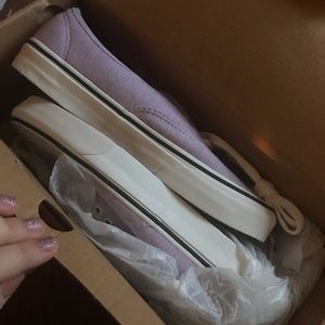 NIB Lavender Fog Vans Size 8.5